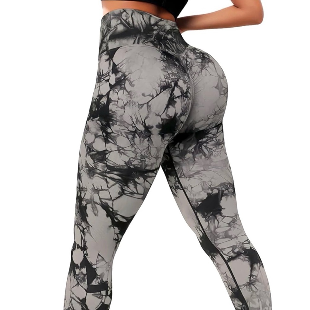 Women's Black and Gray Tie-Dye Leggings